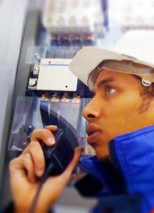 Photographie de chantier fournie dans ImagePro : intervention technique en casquette